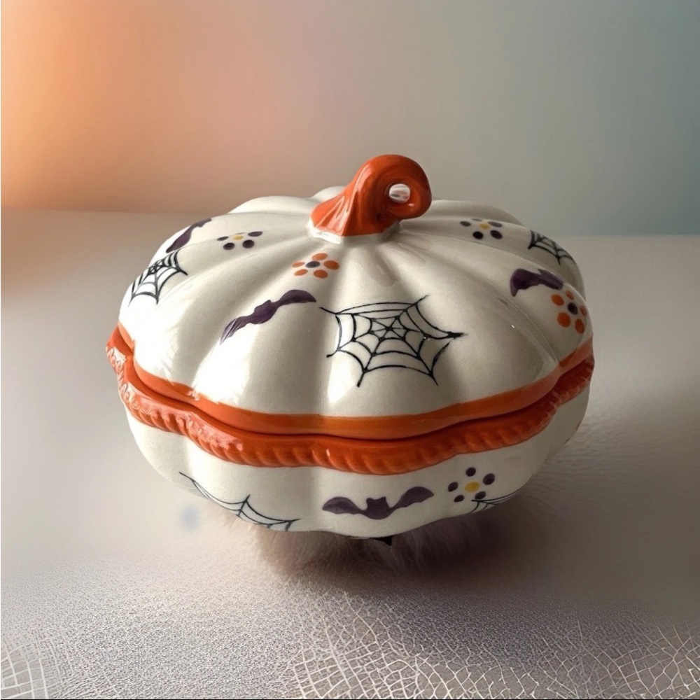Temp-Tations Boofetti Halloween Pumpkin Covered  Bowl 16oz. Stoneware Oven Safe